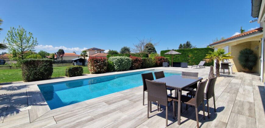 🏡 NOUVEAUTÉ – Maison familiale avec piscine à Veauche (132 m²)