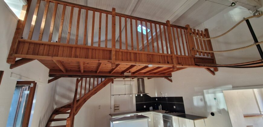🏡 Maison mitoyenne – Bellegarde-en-Forez