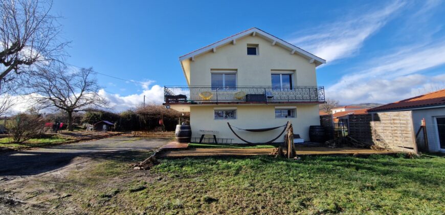 Maison 6 pièces 110 m² EXCLUSIVITÉ – Maison rénovée avec terrain – Champdieu, proche Montbrison