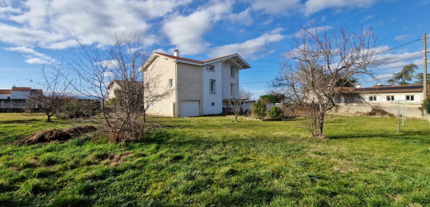 Maison individuelle sur grand terrain – Saint-Just-Saint-Rambert (Route de la Tranchardière)