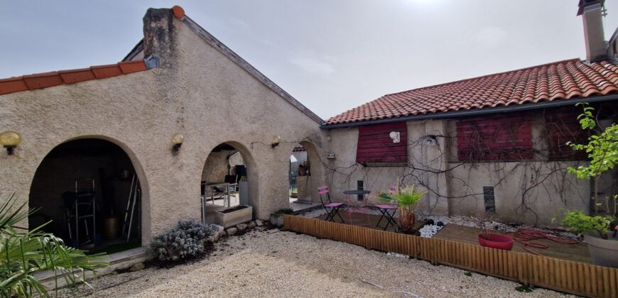 À vendre – Magnifique maison ancienne rénovée – Saint-Marcellin-en-Forez