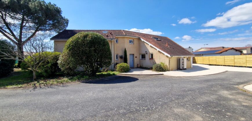 À vendre en exclusivité – Propriété de caractère – Montrond-les-Bains