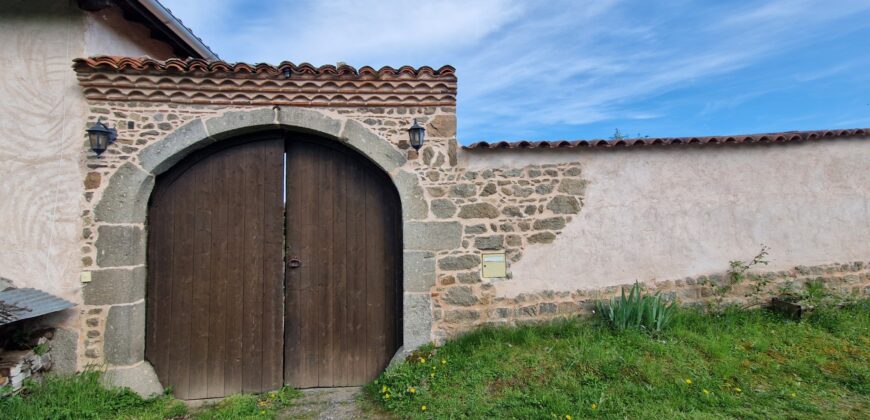 À vendre en exclusivité – Propriété de caractère – Saint-Martin-Lestra