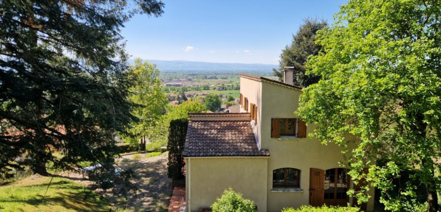 À vendre en exclusivité – Villa avec vue panoramique – Saint-Galmier