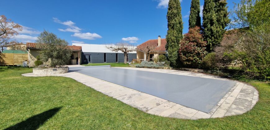 À vendre en exclusivité – Propriété de caractère – Montrond-les-Bains