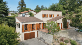 À vendre en exclusivité – Villa avec vue panoramique – Saint-Galmier