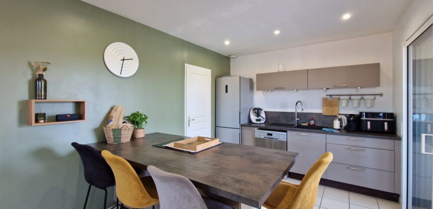 Appartement 5 pièces 81 m² À vendre – VEAUCHE