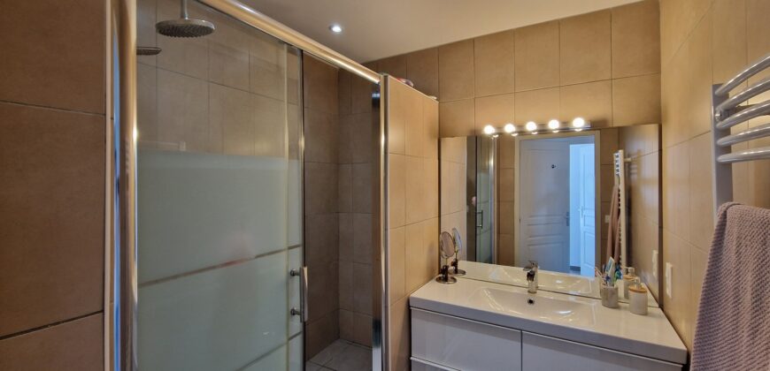 Appartement 5 pièces 81 m² À vendre – VEAUCHE